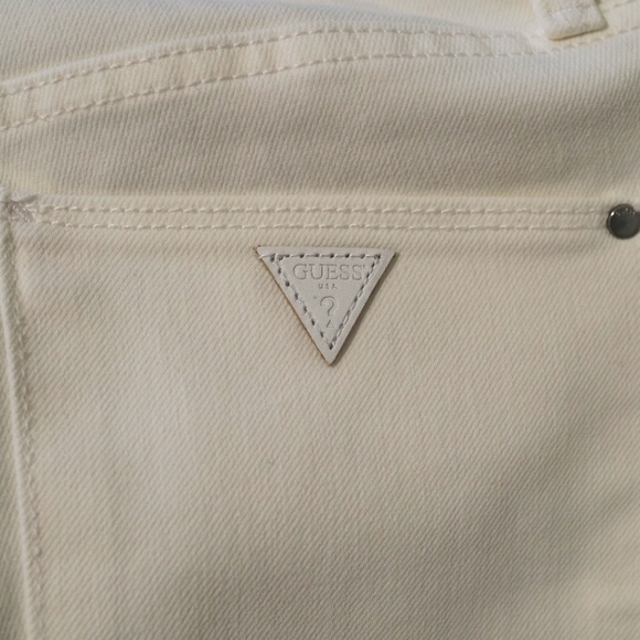 Not Available - Picture 3 of 4